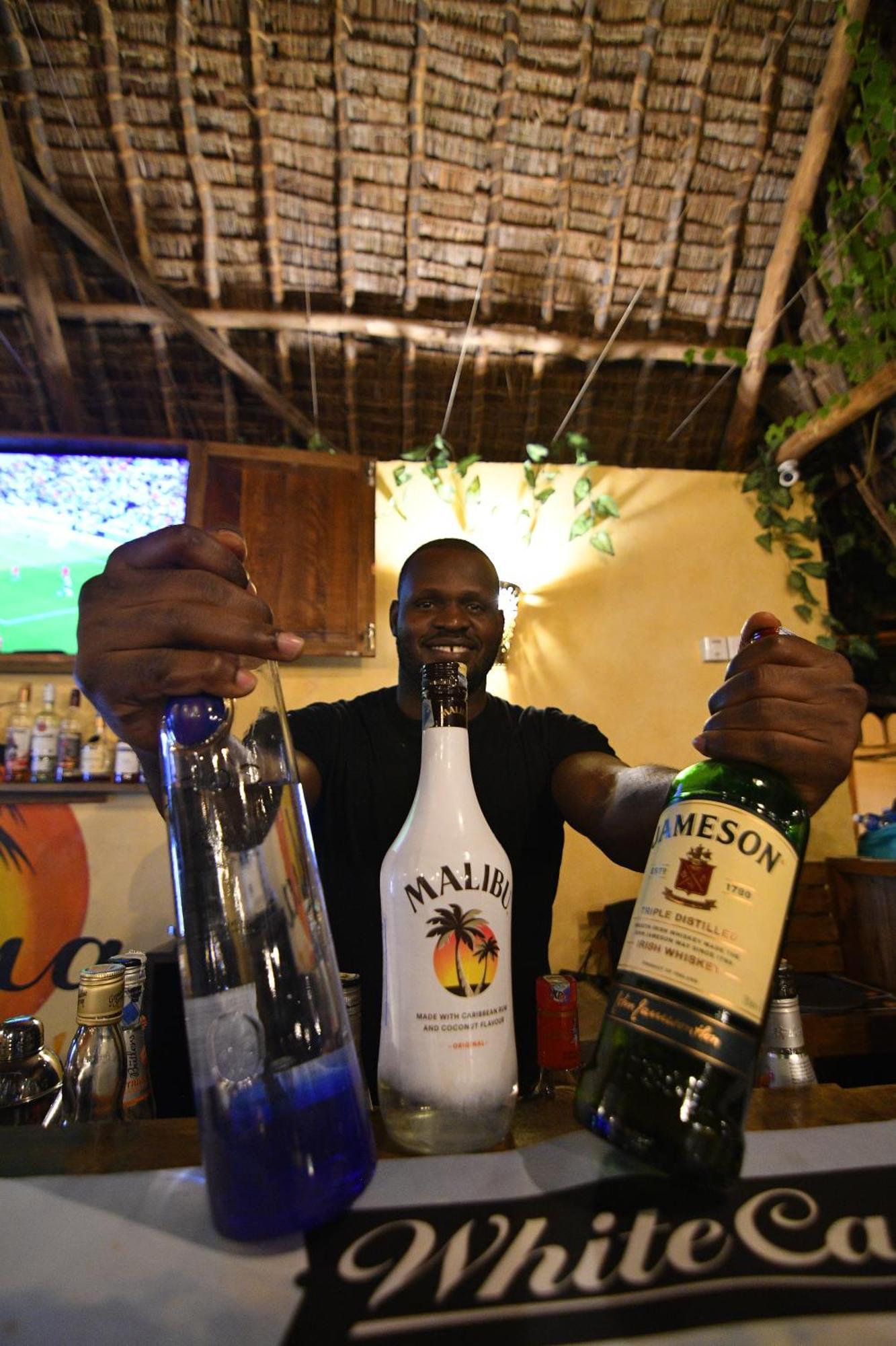 Ostello Tulia House Backpackers Mombasa Esterno foto